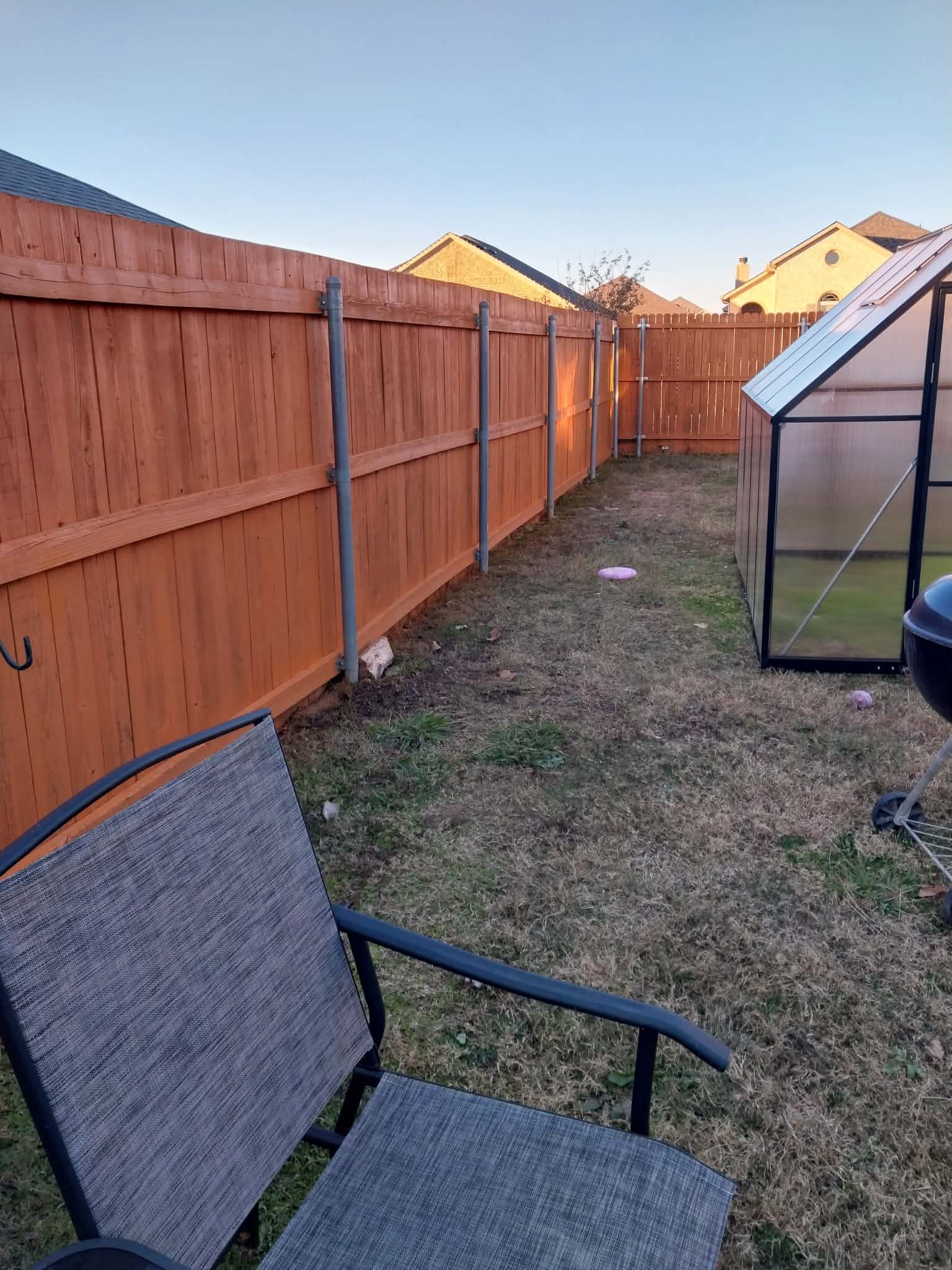 Cedar fence installation