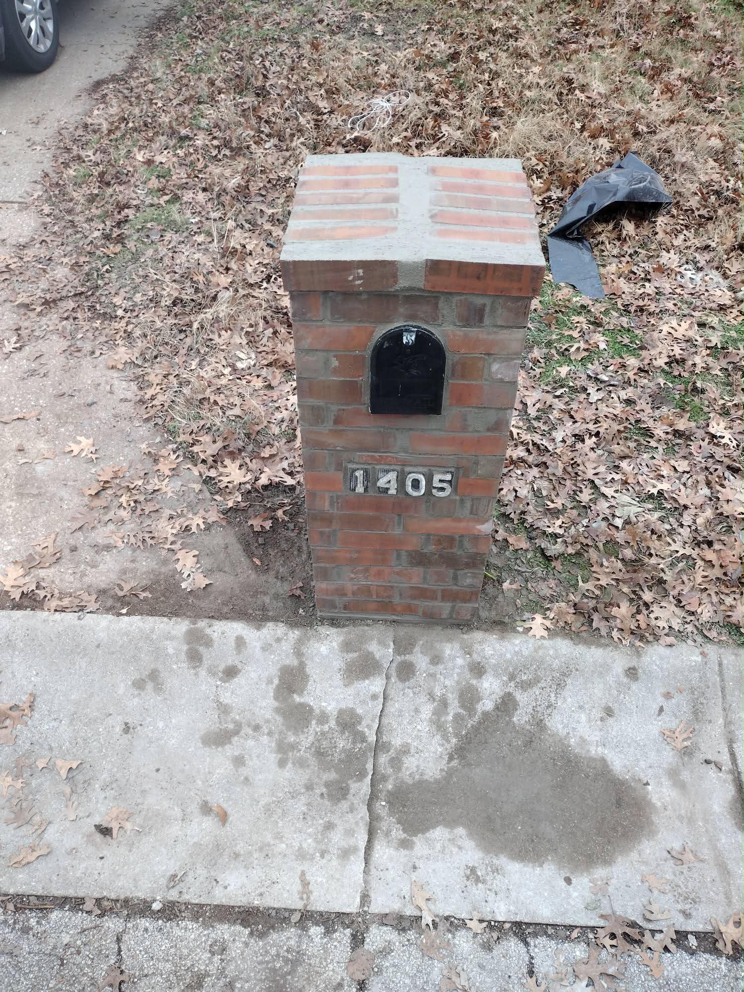Custom brick mailbox